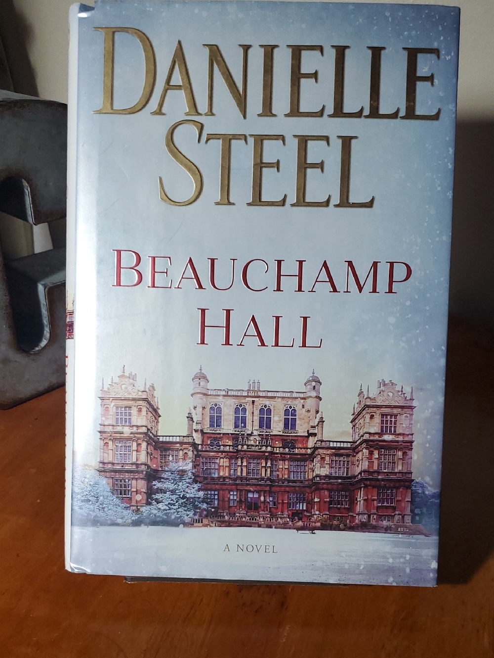 Danielle Steel "Beauchamp Hall" Hardcover Novel - Blue & Gold